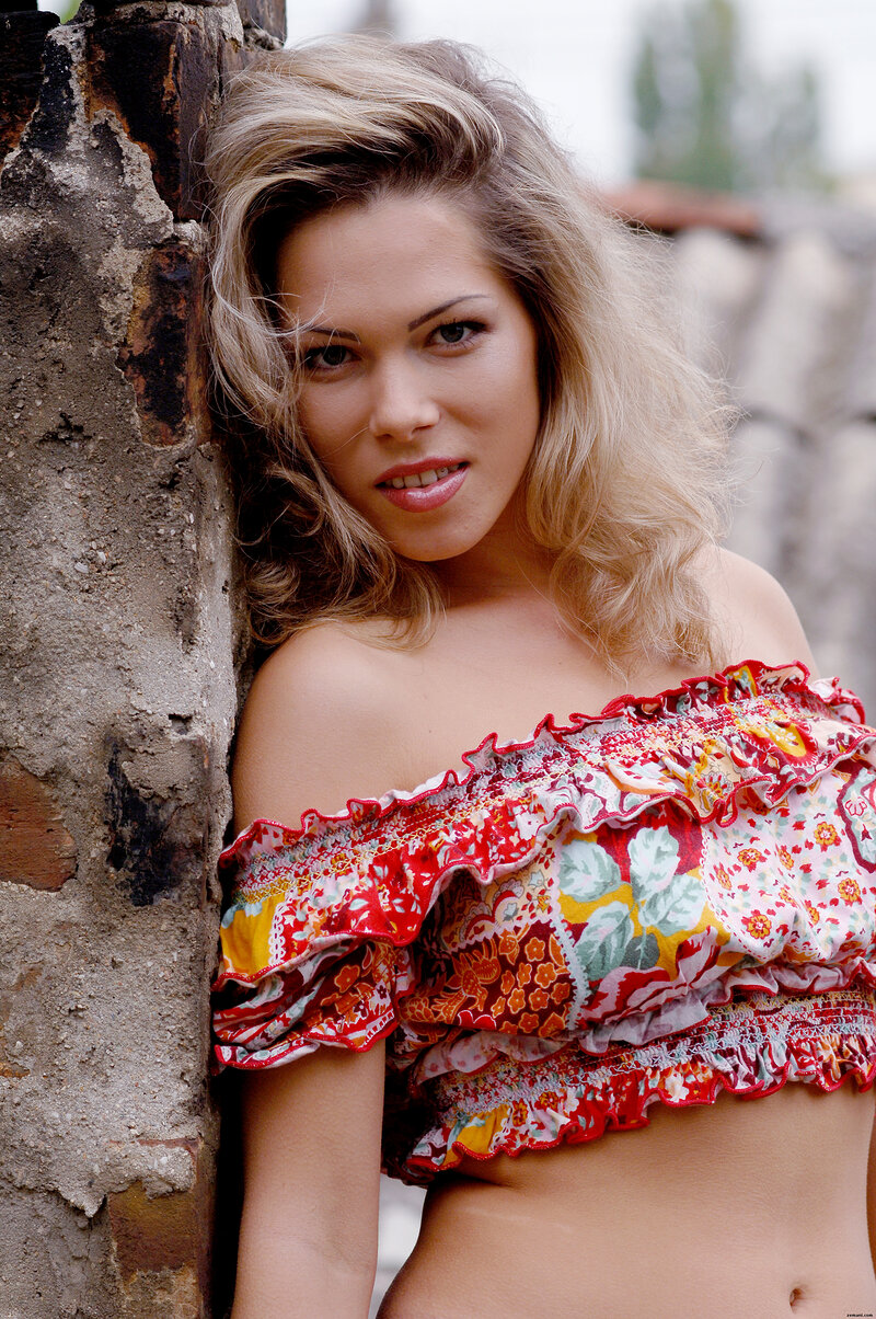 Галина, 19 лет, 0 размер груди